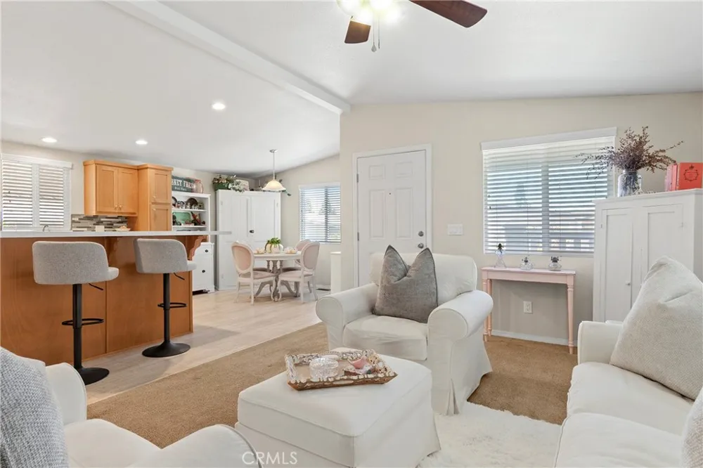 1424 Glengrove Corona, CA 92882