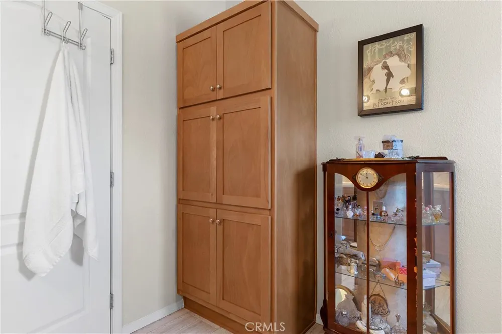 1424 Glengrove Corona, CA 92882