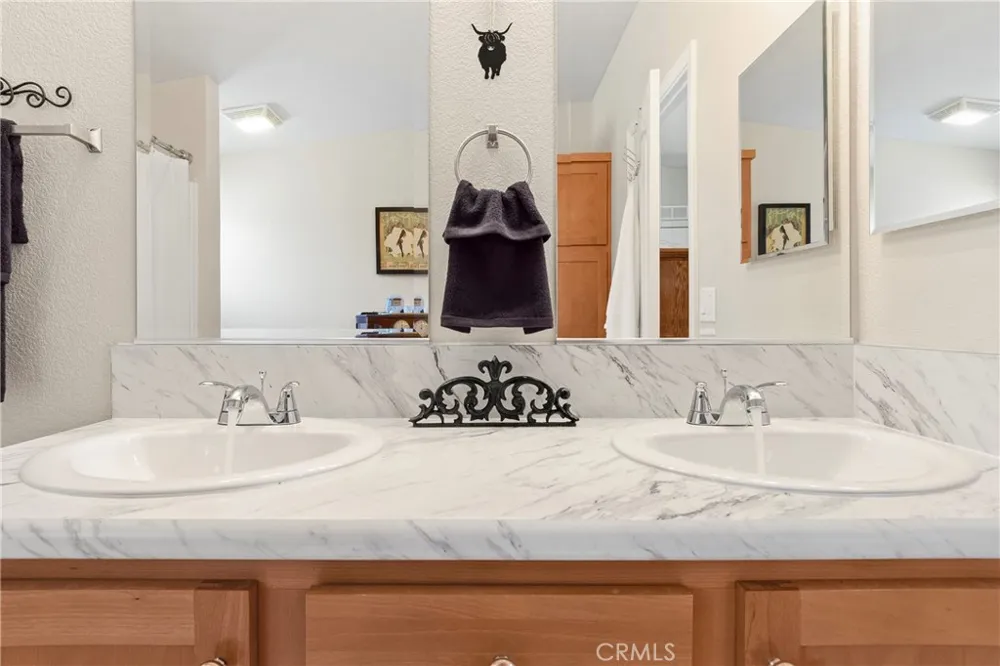 1424 Glengrove Corona, CA 92882