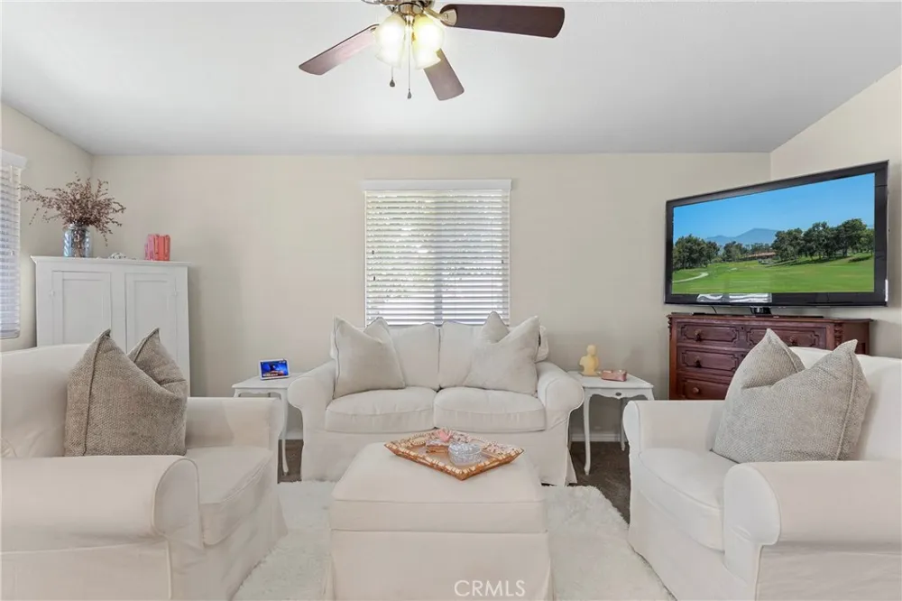 1424 Glengrove Corona, CA 92882