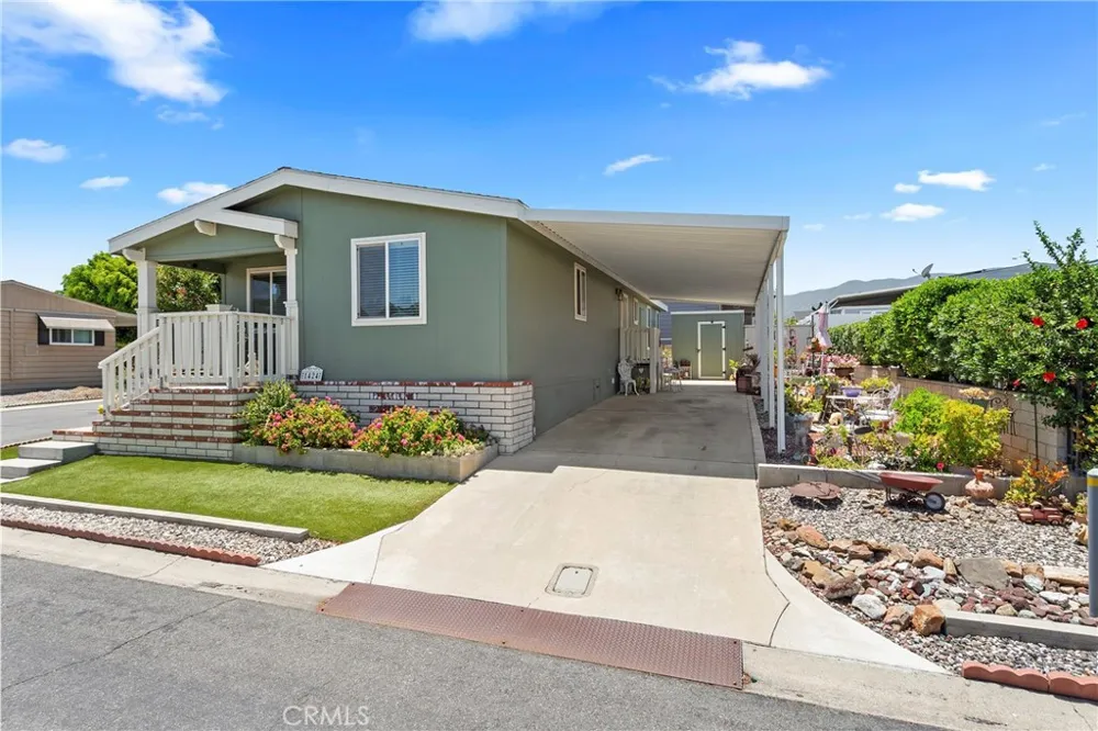 1424 Glengrove Corona, CA 92882