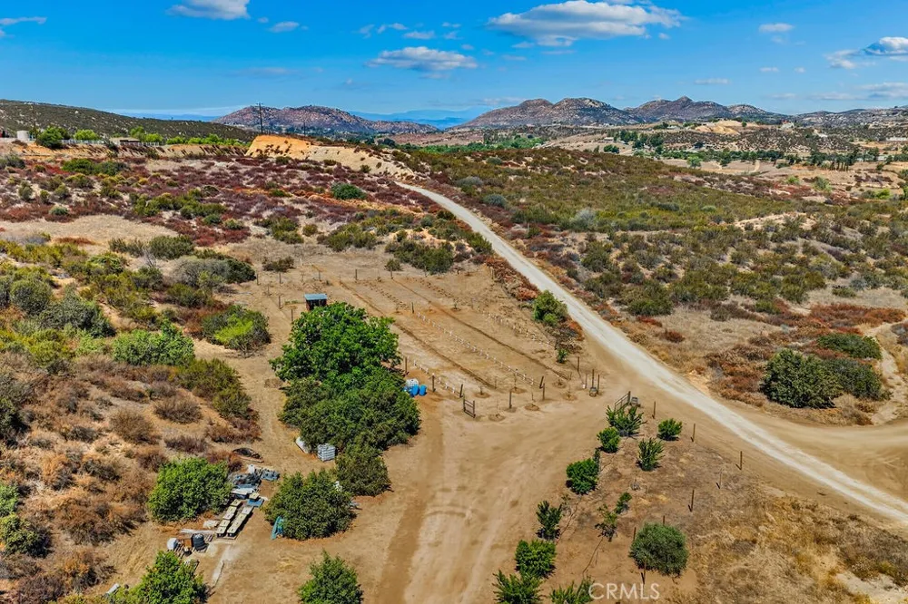 E Benton Rd (Adjacent to 38210 E Benton Rd) Hemet, CA 92544