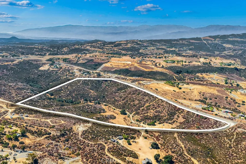 E Benton Rd (Adjacent to 38210 E Benton Rd) Hemet, CA 92544