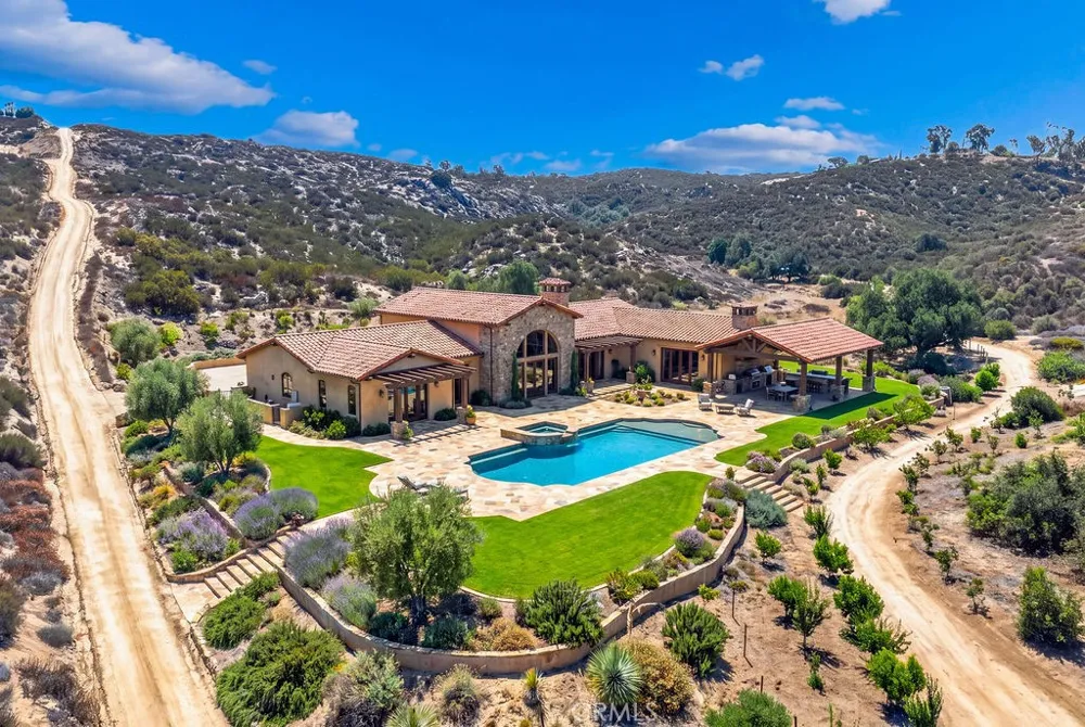 E Benton Rd (Adjacent to 38210 E Benton Rd) Hemet, CA 92544