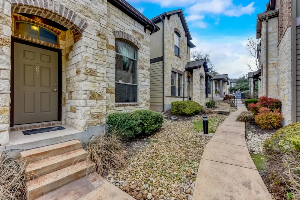 11400 W Parmer Lane #87 Cedar Park, TX 78613