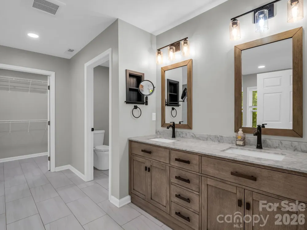 35 Chastain Hill Road Mills River, NC 28759