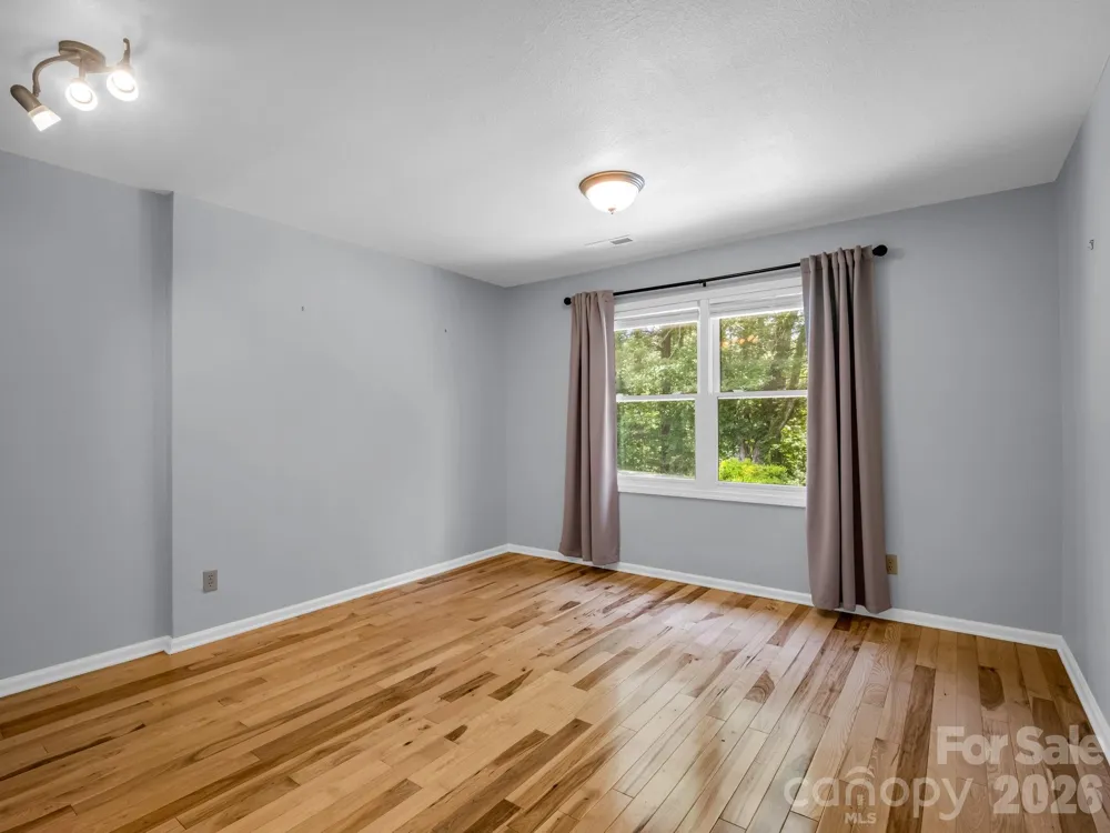 35 Chastain Hill Road Mills River, NC 28759