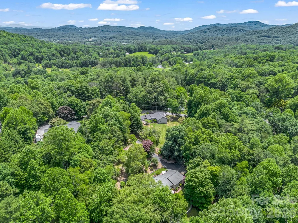 35 Chastain Hill Road Mills River, NC 28759