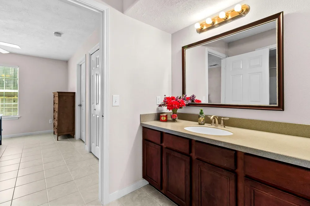 239 Skyline Dr Coldspring, TX 77331