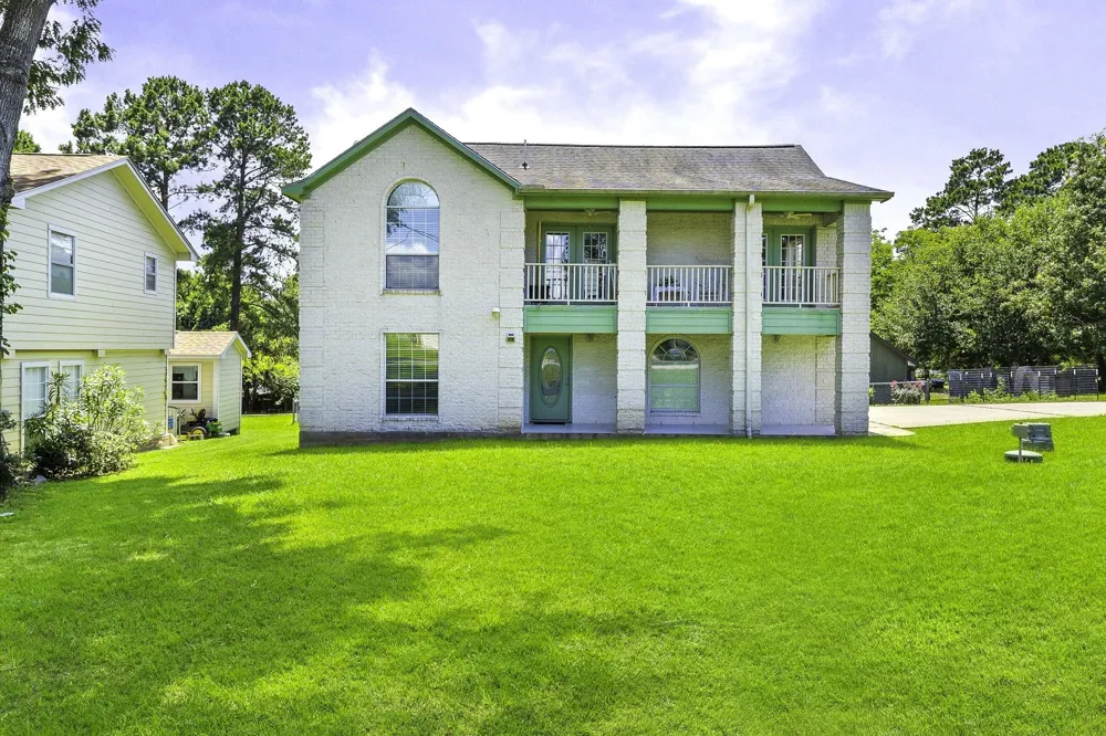 239 Skyline Dr Coldspring, TX 77331