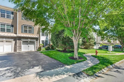 801 Huntington Drive