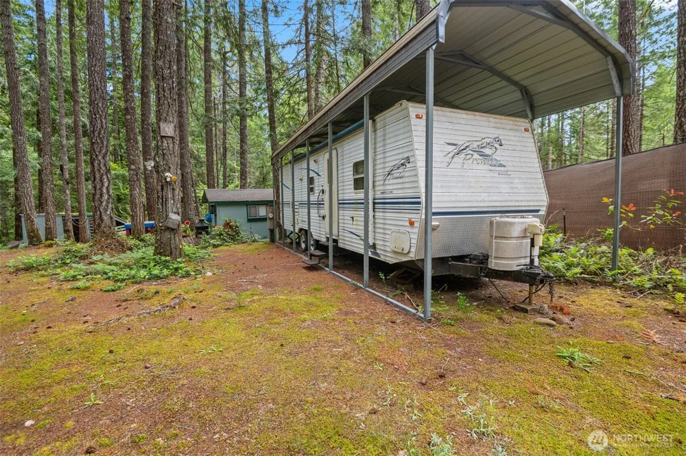 20 Mount Jupiter Court Hoodsport, WA 98548
