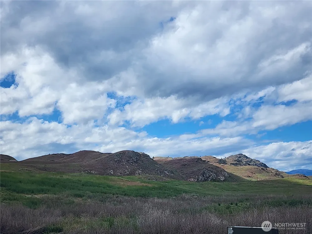 0 xx Old Highway 97 Brewster, WA 98812