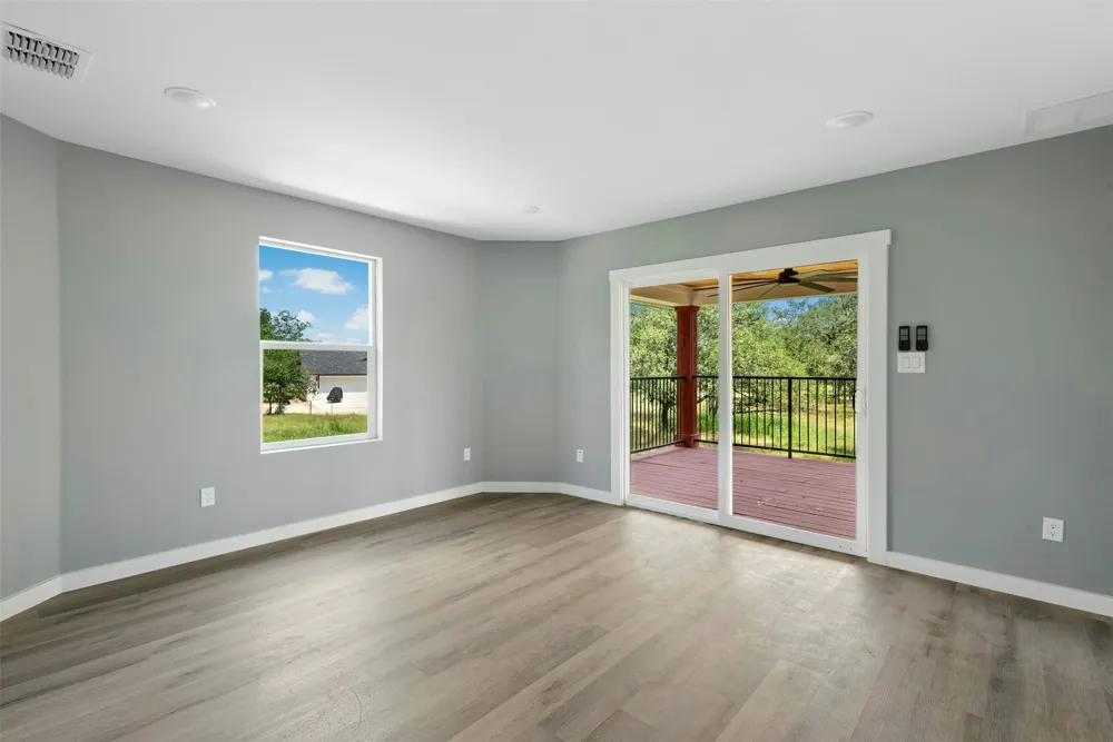 3705 Callihan Road Luling, TX 78648