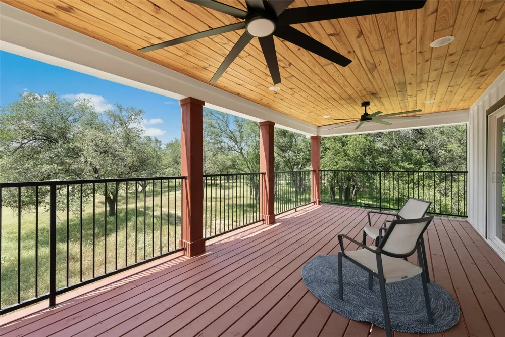 3705 Callihan Road Luling, TX 78648