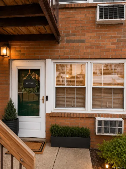 274 Hooker Avenue #L2