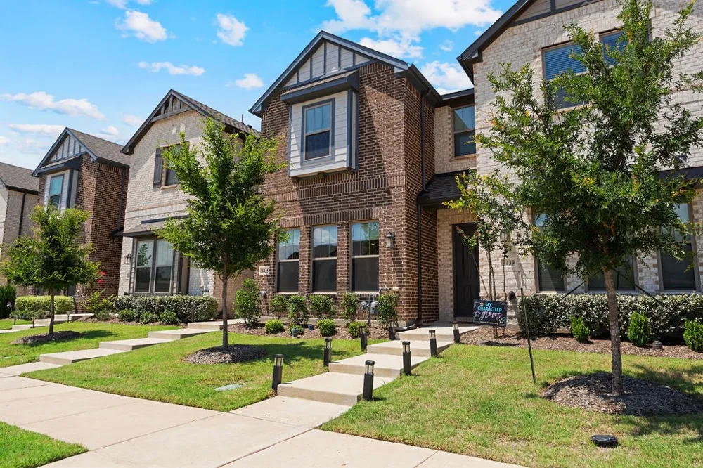 6435 Baritone Court Sachse, TX 75048
