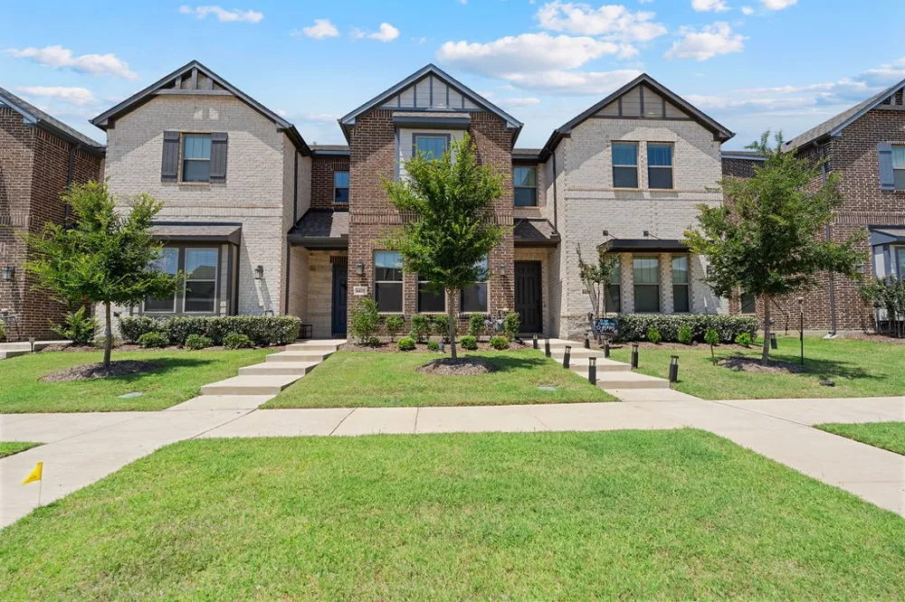6435 Baritone Court Sachse, TX 75048