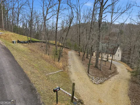 1914 Creekstone LN