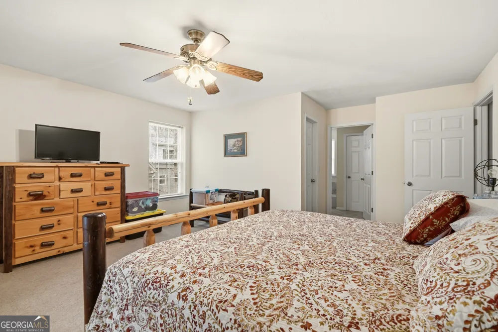 1914 Creekstone LN Young Harris, GA 30582