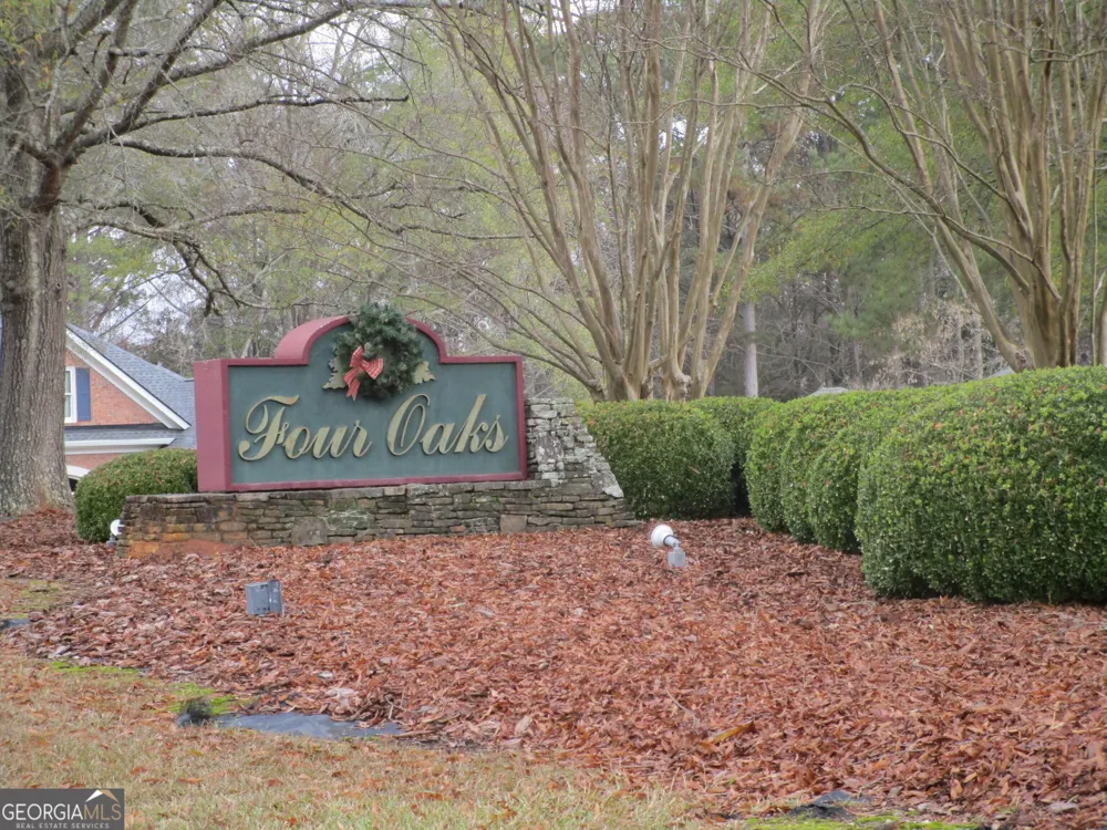 135 Four Oaks DR Griffin, GA 30224