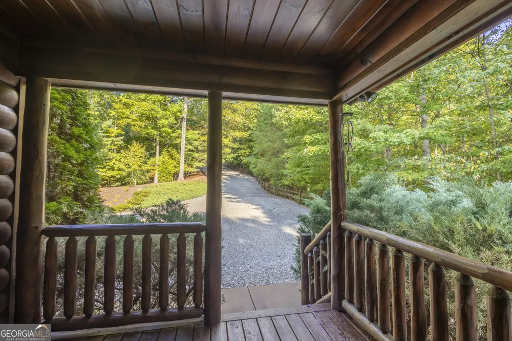 194 Squirrel Chase Morganton, GA 30560