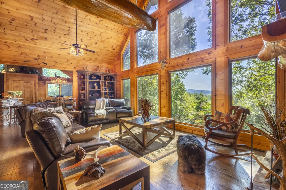 194 Squirrel Chase Morganton, GA 30560
