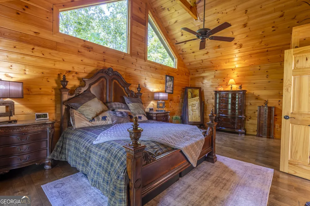 194 Squirrel Chase Morganton, GA 30560