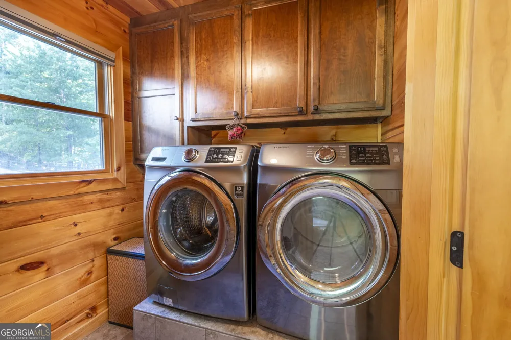 194 Squirrel Chase Morganton, GA 30560