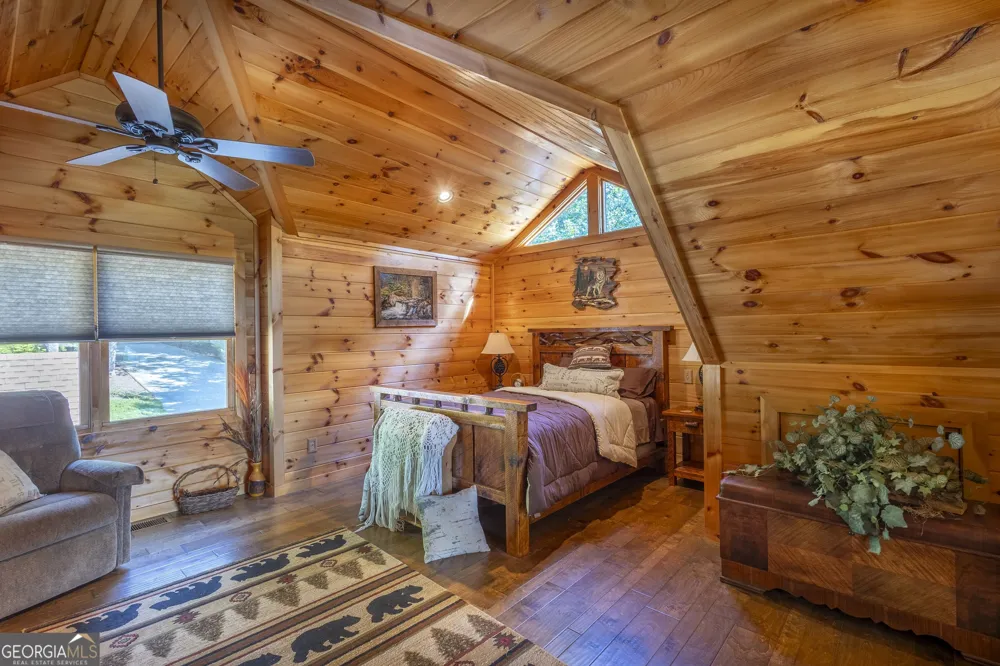194 Squirrel Chase Morganton, GA 30560