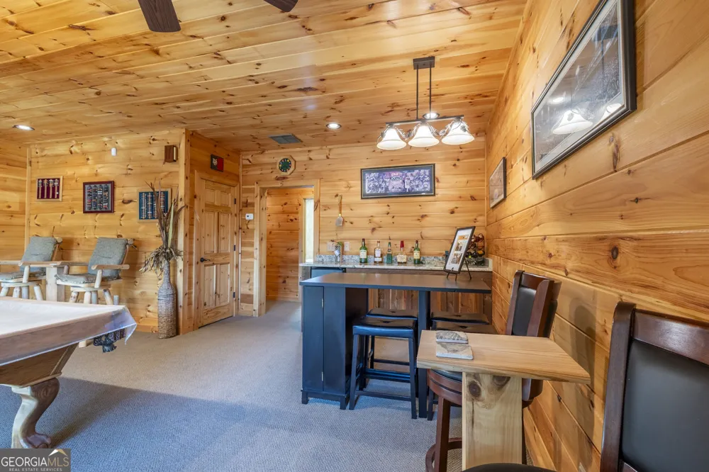 194 Squirrel Chase Morganton, GA 30560