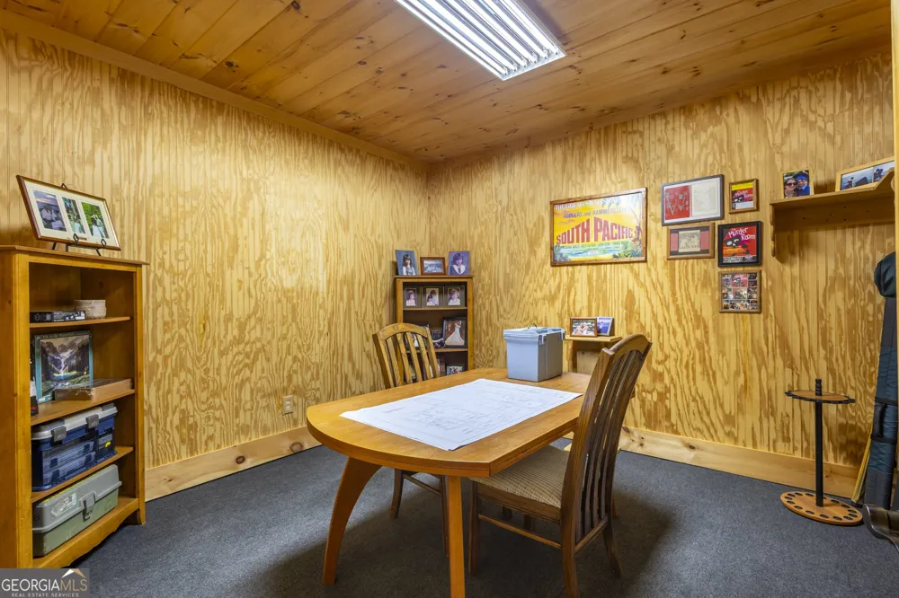 194 Squirrel Chase Morganton, GA 30560