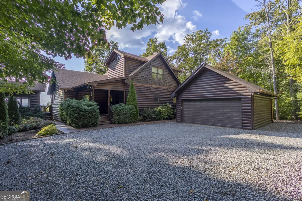 194 Squirrel Chase Morganton, GA 30560