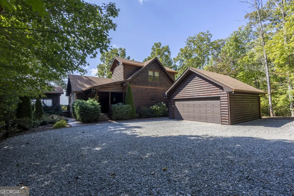 194 Squirrel Chase Morganton, GA 30560