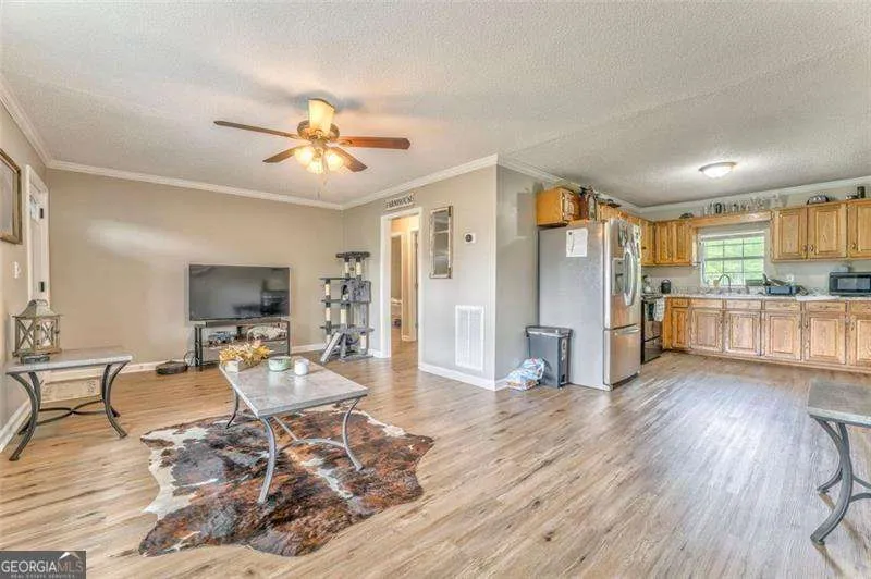 7 York DR NE Plainville, GA 30733