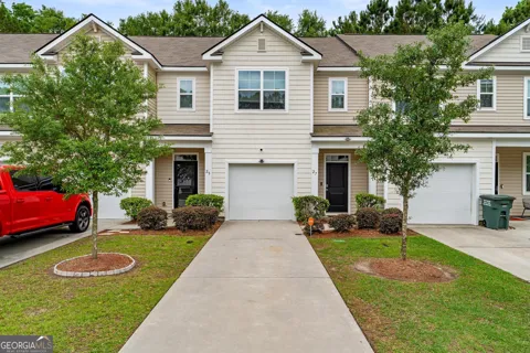 27 Villas Of Garrard DR