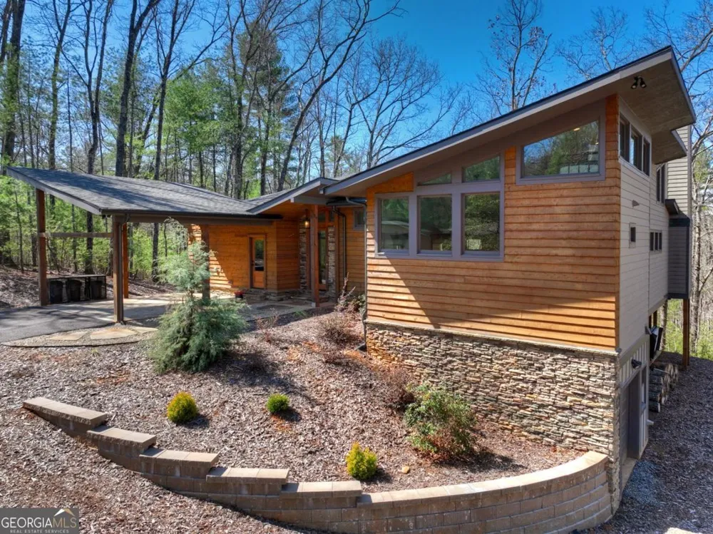 466 E Watersong BLF Ellijay, GA 30540