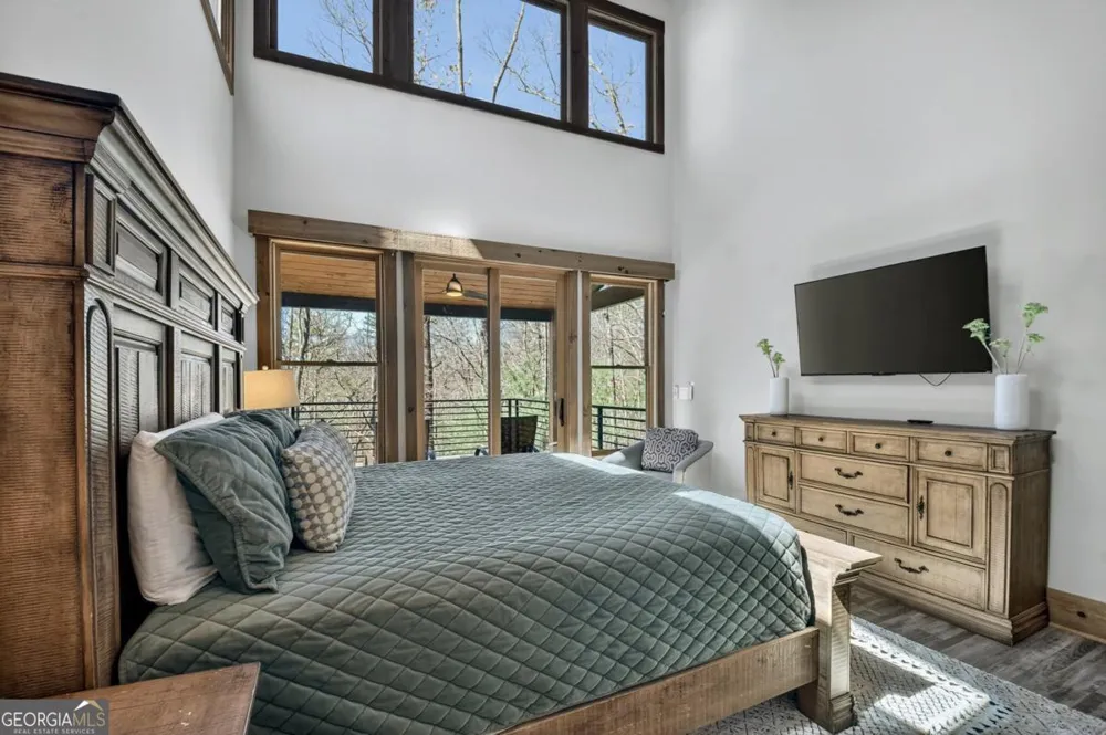 466 E Watersong BLF Ellijay, GA 30540