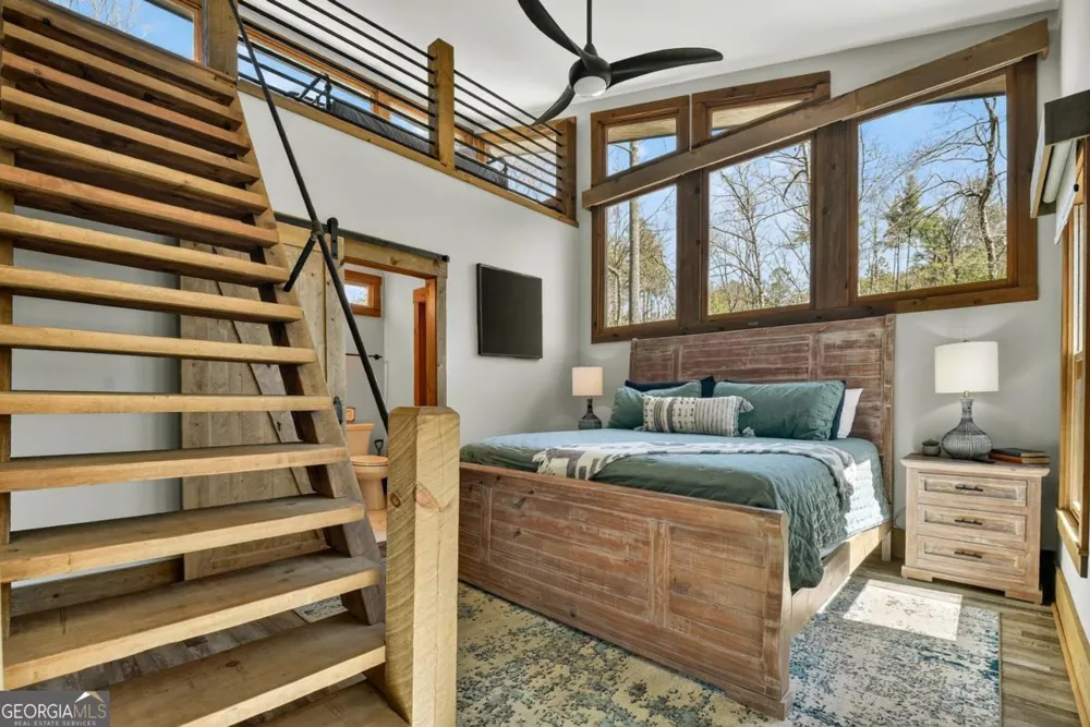 466 E Watersong BLF Ellijay, GA 30540