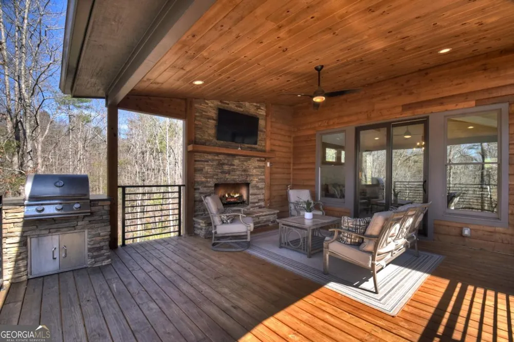 466 E Watersong BLF Ellijay, GA 30540