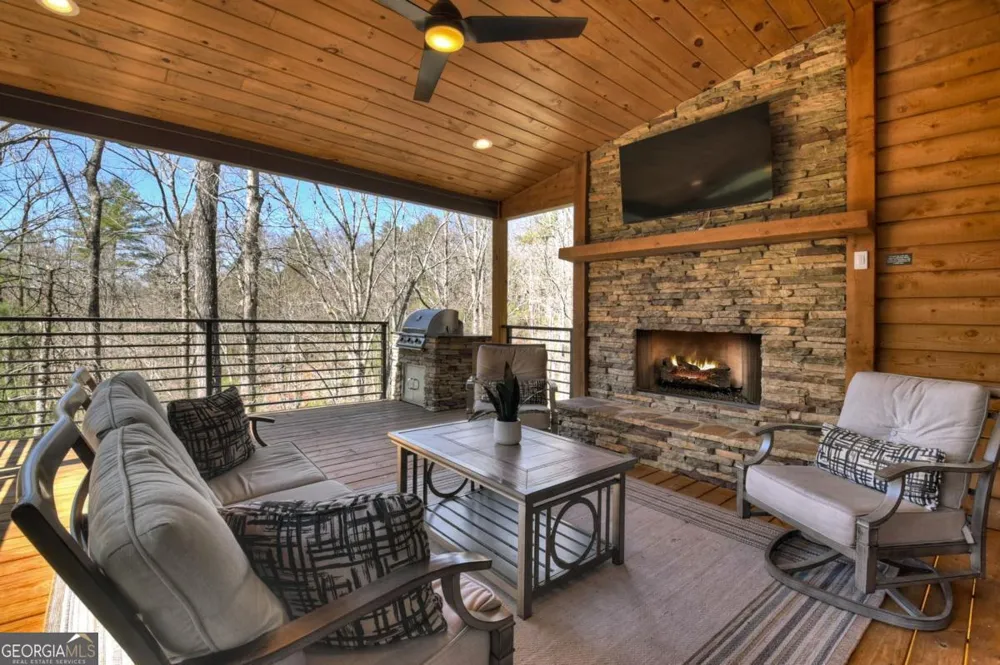 466 E Watersong BLF Ellijay, GA 30540