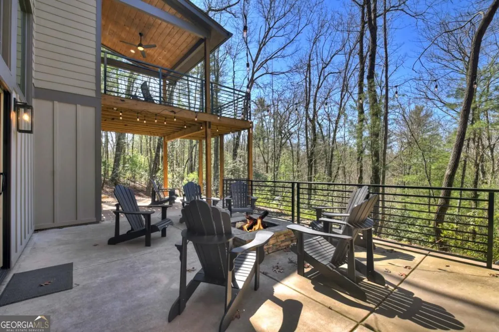 466 E Watersong BLF Ellijay, GA 30540