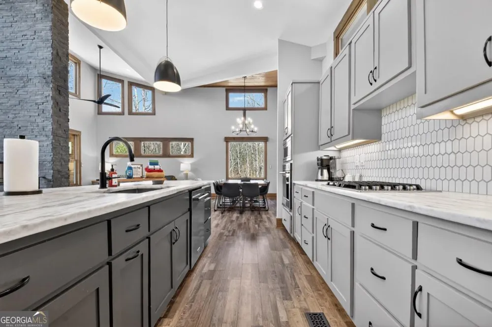 466 E Watersong BLF Ellijay, GA 30540
