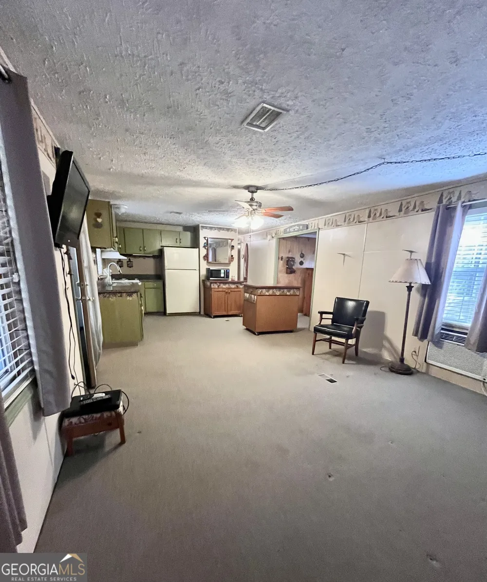 68 Nelson LN Hiawassee, GA 30546
