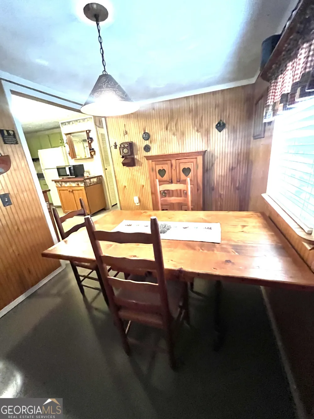 68 Nelson LN Hiawassee, GA 30546