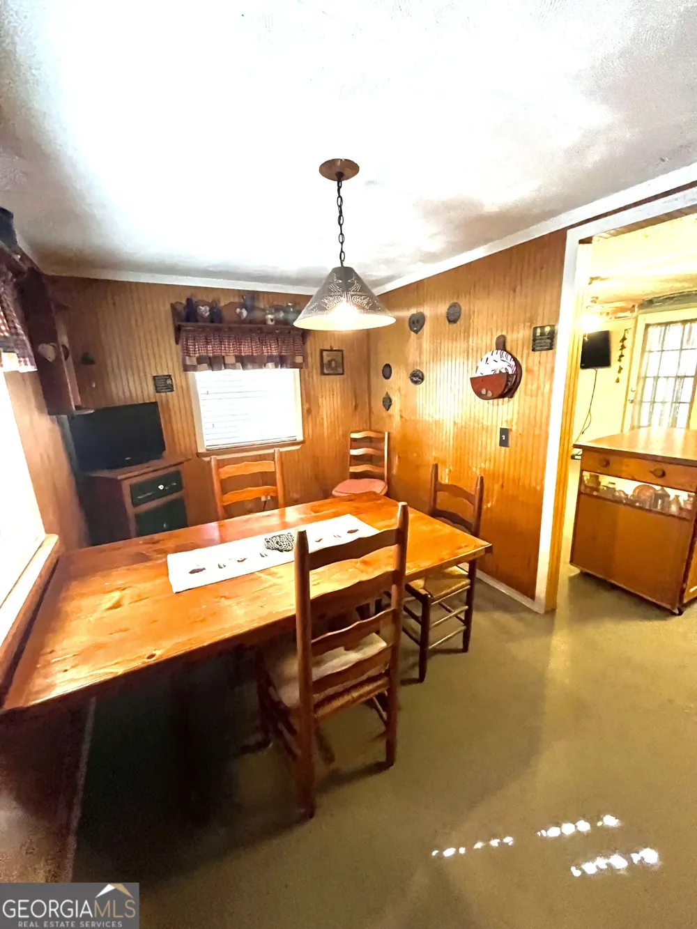 68 Nelson LN Hiawassee, GA 30546