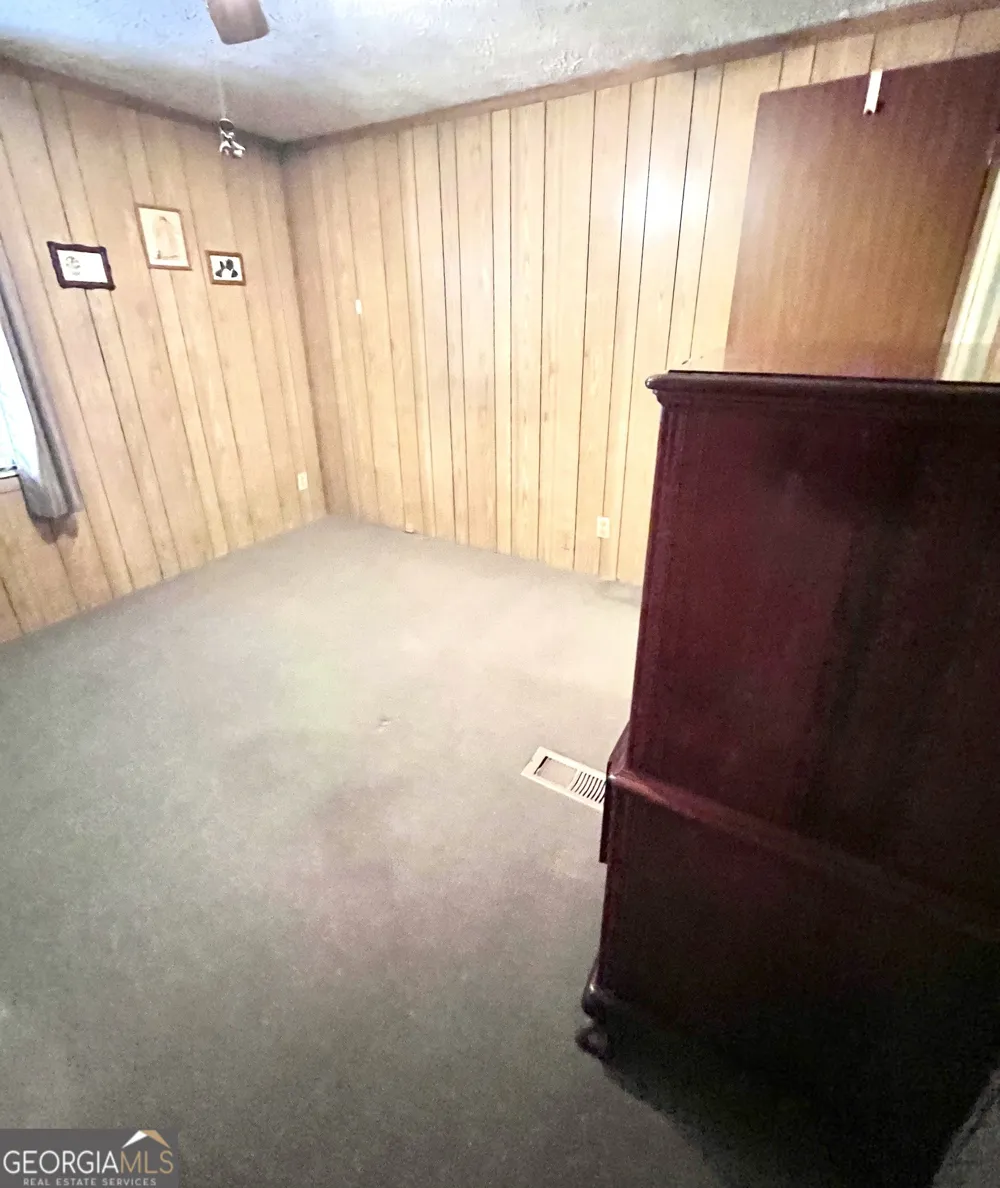 68 Nelson LN Hiawassee, GA 30546