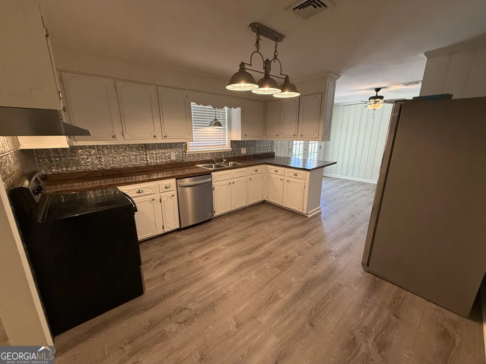 108 Plum ST Dublin, GA 31021