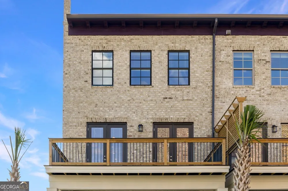 416 Upper East AVE Savannah, GA 31401