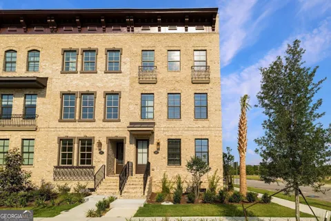 416 Upper East AVE